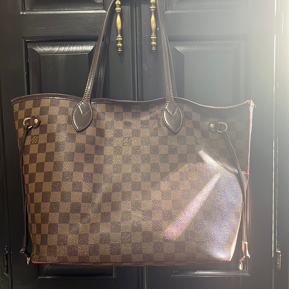 Louis Vuitton Handbags - Louis Vuitton Brown Checkered Shoulder Bag
